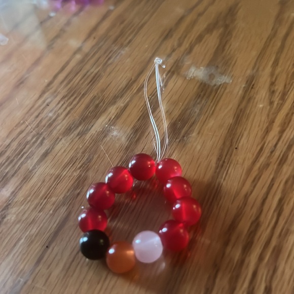 Handmade beaded keychains - Picture 5 of 5